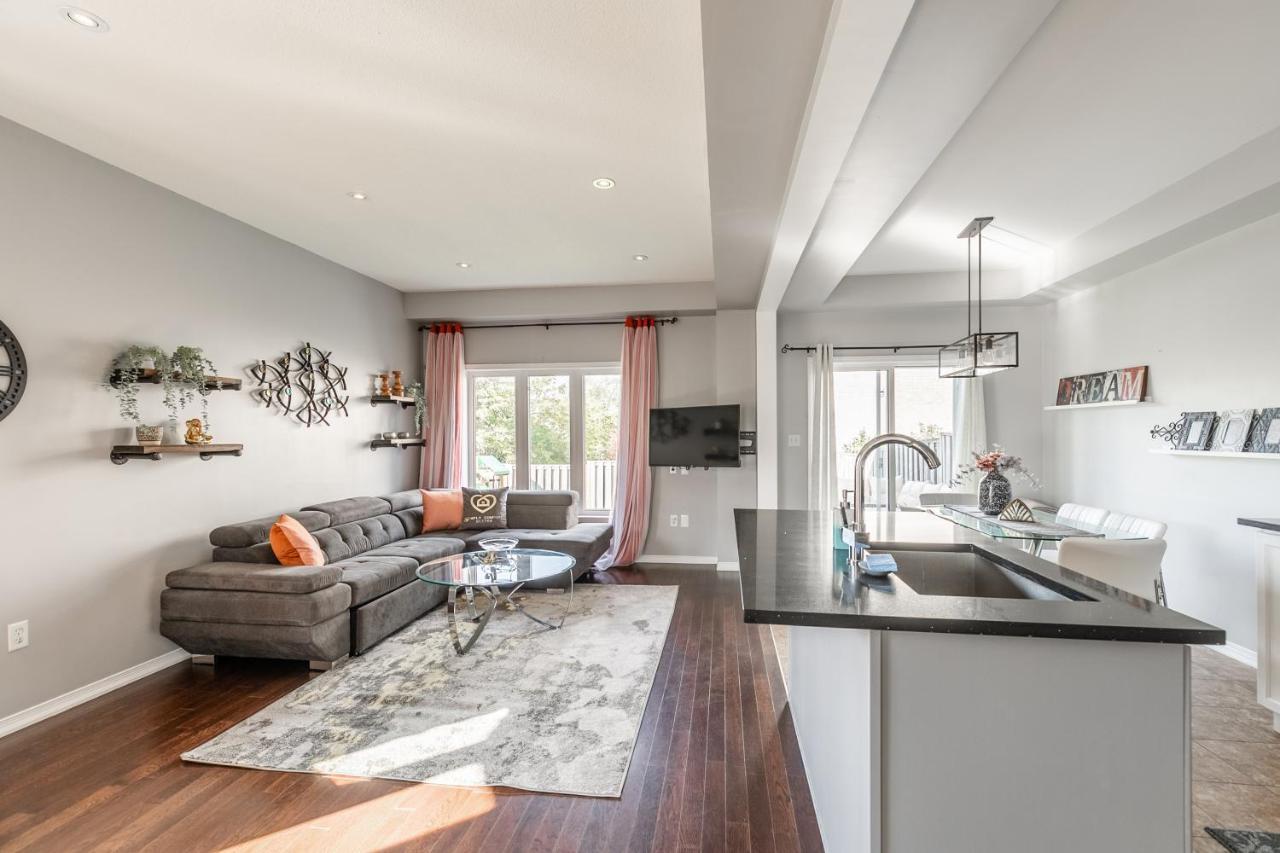 Luxury 3Br 2Ba Townhome With Private Hot Tub, Gym, Bbq By Globalstay 汉密尔顿 外观 照片